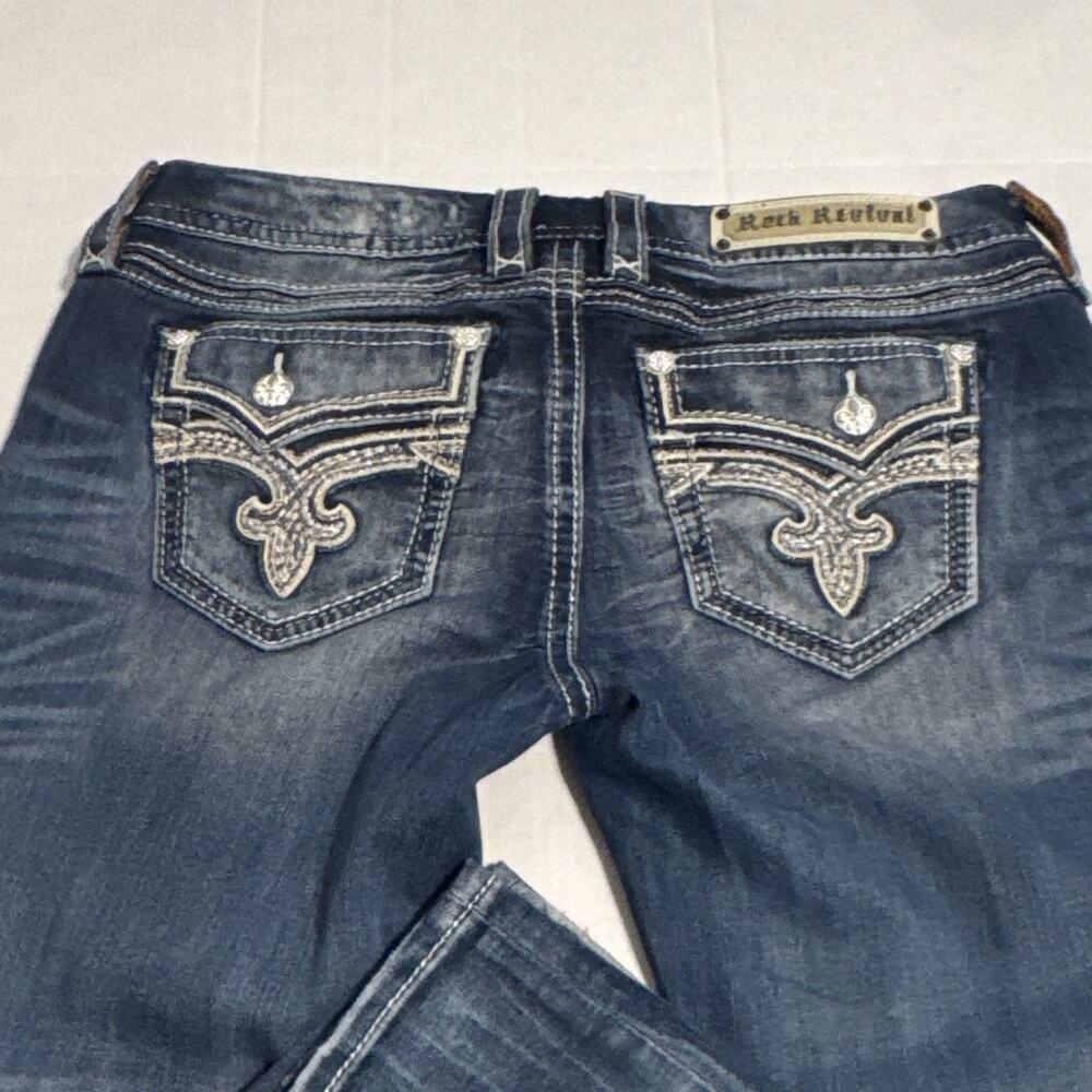 Rock Revival Y2K Western Embellished Distressed Jeans - Picture 2 of 11
